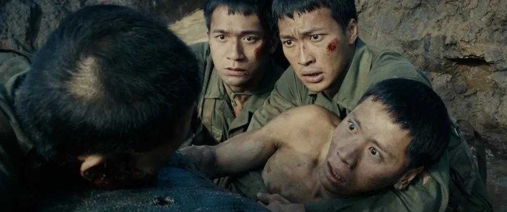 Mưa đỏ liên tiếp xác lập các kỷ lục phòng vé ấn tượng. Ảnh: ĐPCC