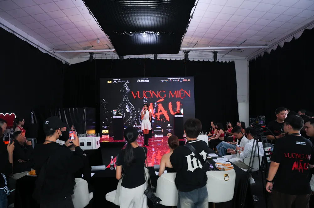 vuong mien mau 4.jpg