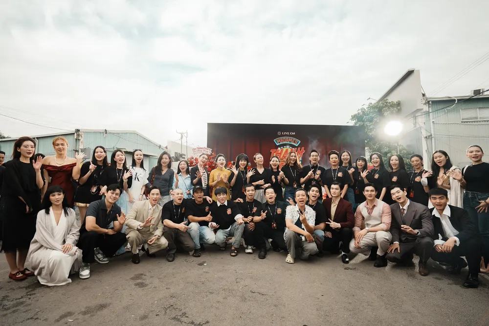 Madames Thanh Sắc 3.jpg