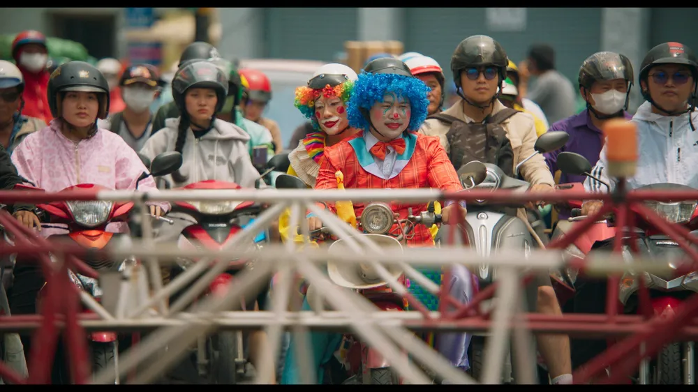 doanh thu 12-1 3.jpg