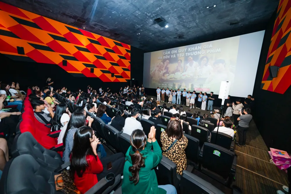 khan gia xem phim tai.jpg