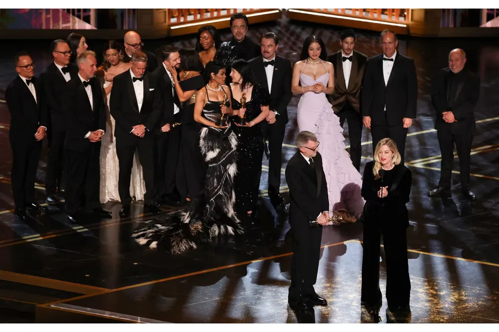 One Battle After Another khép lại đêm trao giải với chiến thắng hạng mục Phim hay nhất.jpg