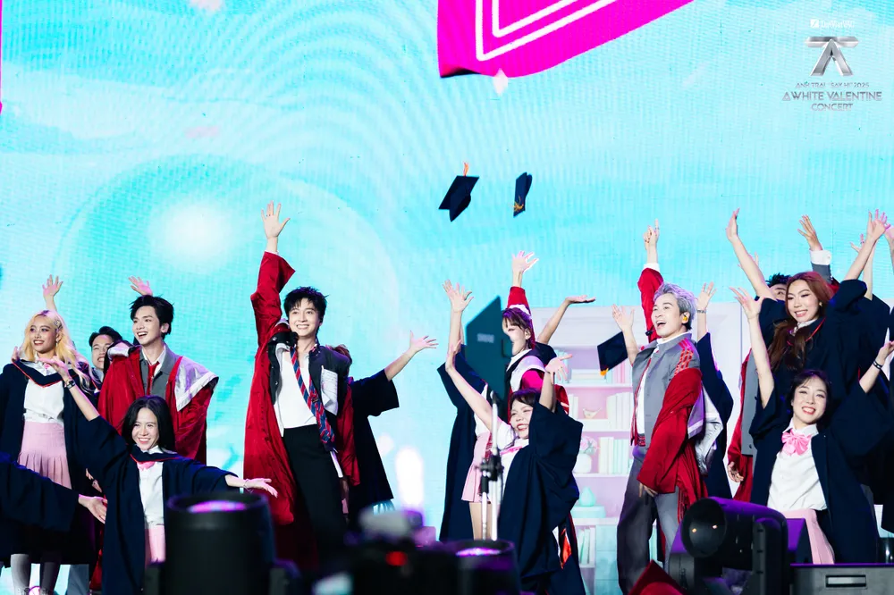 anh trai say hi concert 7.jpg