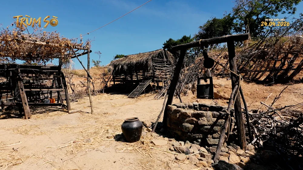 Bối cảnh ghi hình khắc nghiệt của đoàn phim. Ảnh: ĐPCC