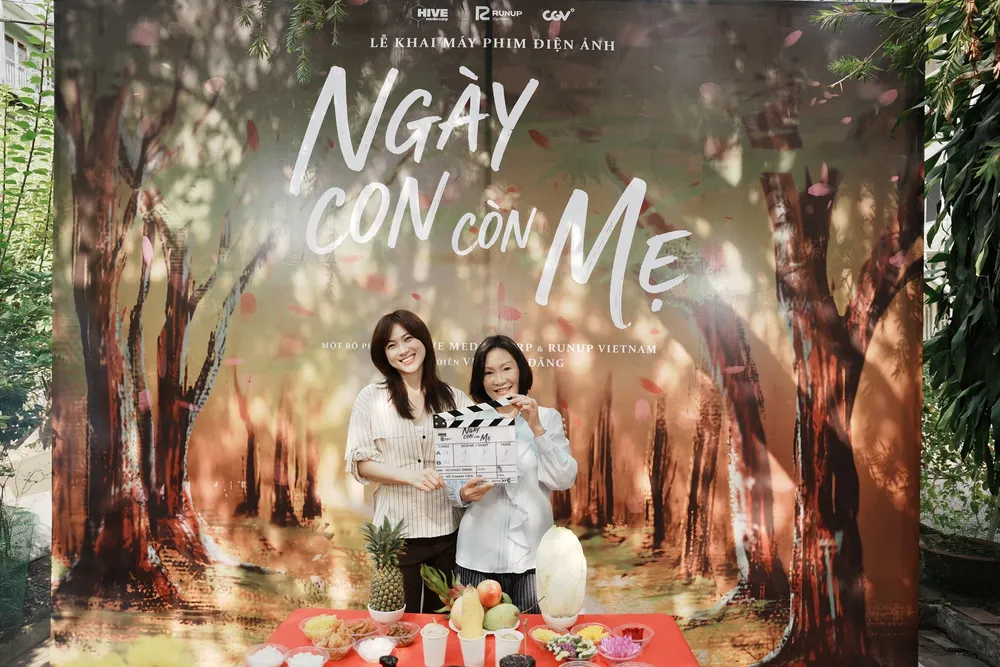 ngay con con me 1.JPG