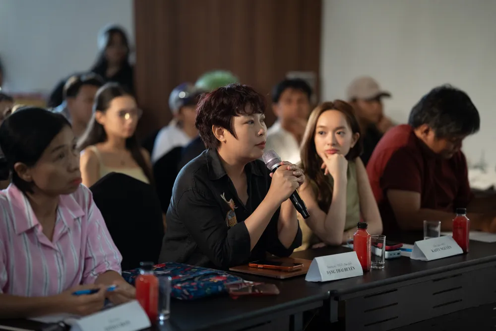 tiec phim ngan 3.jpg