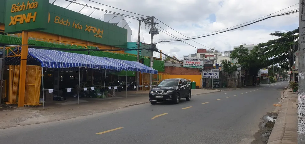  Cung, cầu hàng hóa giảm mạnh ảnh 2