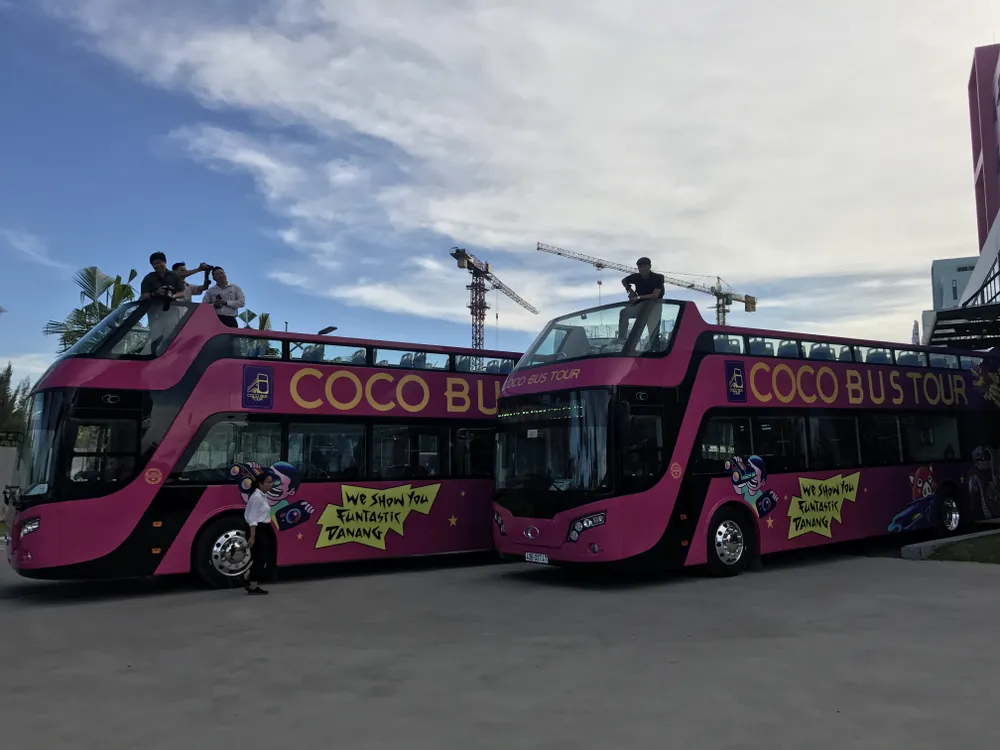 Đà Nẵng khai trương tuyến xe buýt mui trần phục vụ du khách  ảnh 1