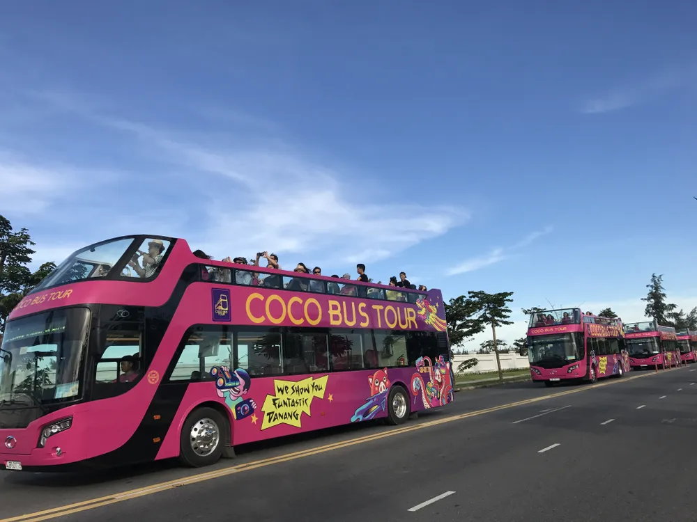 Đà Nẵng khai trương tuyến xe buýt mui trần phục vụ du khách  ảnh 3
