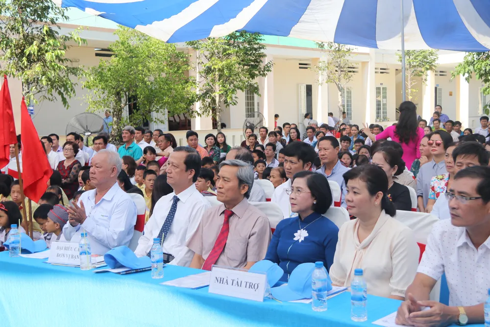 Gần 5 tỷ đồng ủng hộ Trung tâm Nuôi dạy trẻ khuyết tật Võ Hồng Sơn  ảnh 5