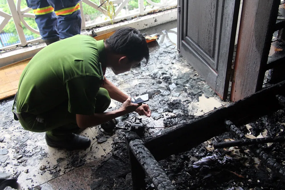 Vô tình thấy khói từ tầng 5 khách sạn, kịp thời ngăn hỏa hoạn ảnh 2