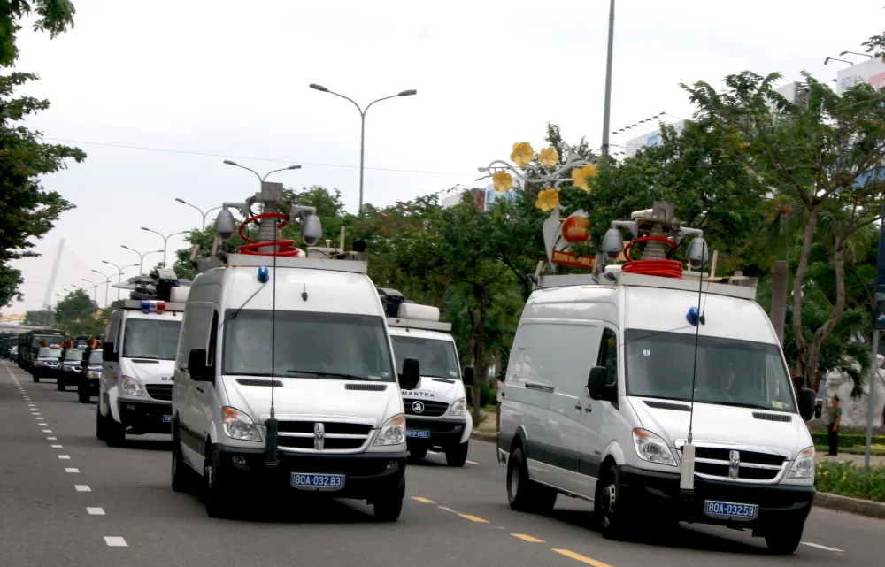 Xem lực lượng bảo vệ APEC diễn tập chống khủng bố, giải cứu con tin  ảnh 6