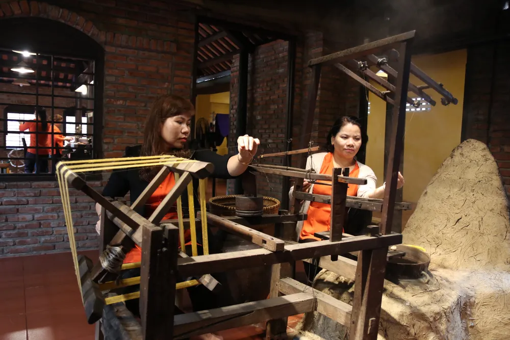 Tìm giải pháp “cứu” nghề ươm tơ, dệt lụa truyền thống Quảng Nam  ảnh 5