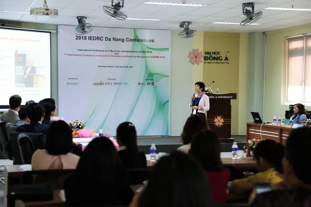 Kinh doanh điện tử và quản trị marketing hiện đại trong thời đại 4.0  ảnh 2