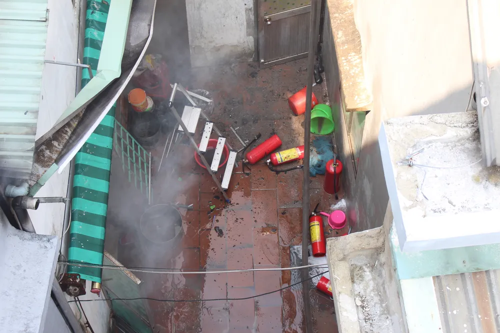 Kịp thời dập tắt đám cháy ở ngôi nhà vắng chủ  ảnh 2