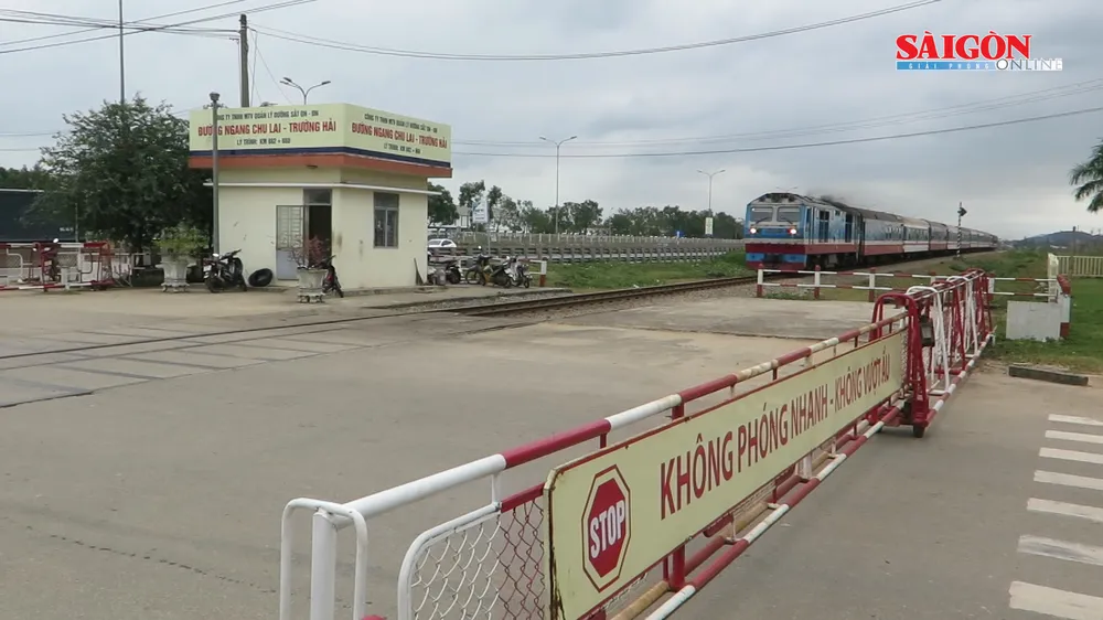 Khởi công nút giao vòng xuyến hai tầng 600 tỷ đồng giữa Quốc lộ 1A và đường sắt Bắc - Nam ảnh 3