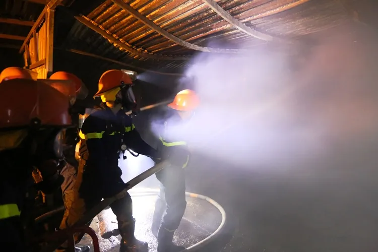 Đà Nẵng: 1 năm, trại dế hai lần bị hoả hoạn ảnh 2