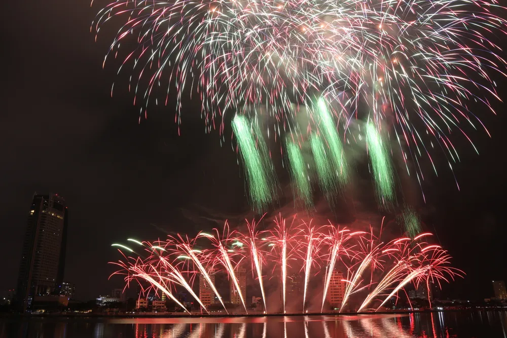Bầu trời Đà Nẵng rực rỡ pháo hoa  ảnh 4