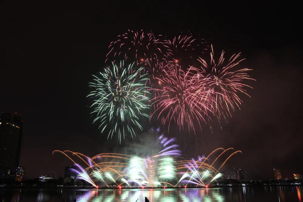 Bầu trời Đà Nẵng rực rỡ pháo hoa  ảnh 13