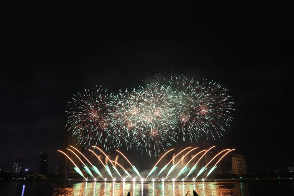 Bầu trời Đà Nẵng rực rỡ pháo hoa  ảnh 18
