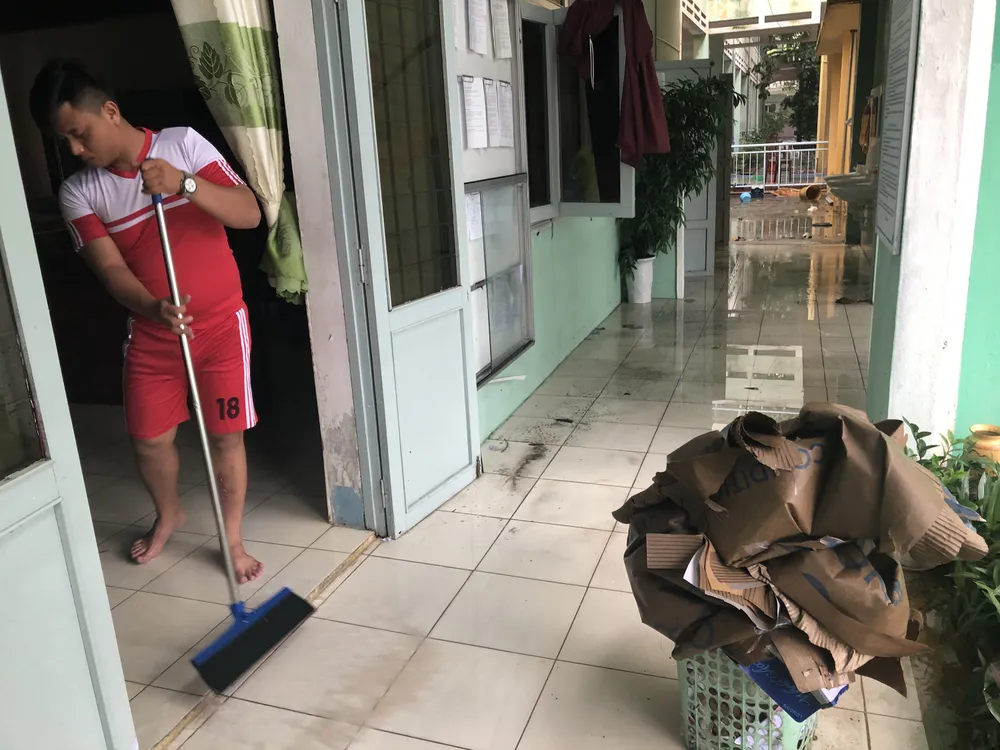 Mưa lớn gây ngập, ngày mai 10-12, học sinh - sinh viên trên toàn thành phố Đà Nẵng được nghỉ học ảnh 6