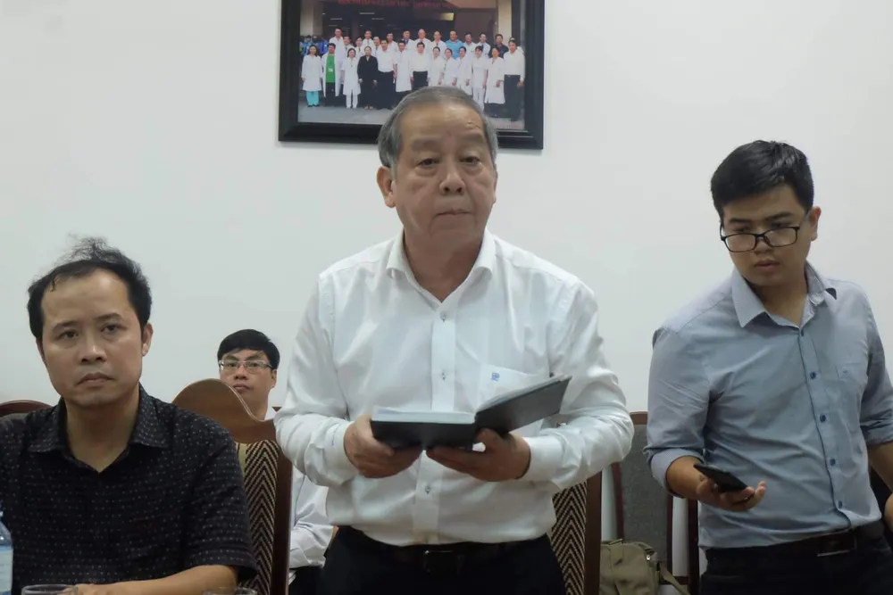 Bộ trưởng Bộ GTVT họp khẩn sau vụ xe chở sinh viên bị lật ở đèo Hải Vân ảnh 1