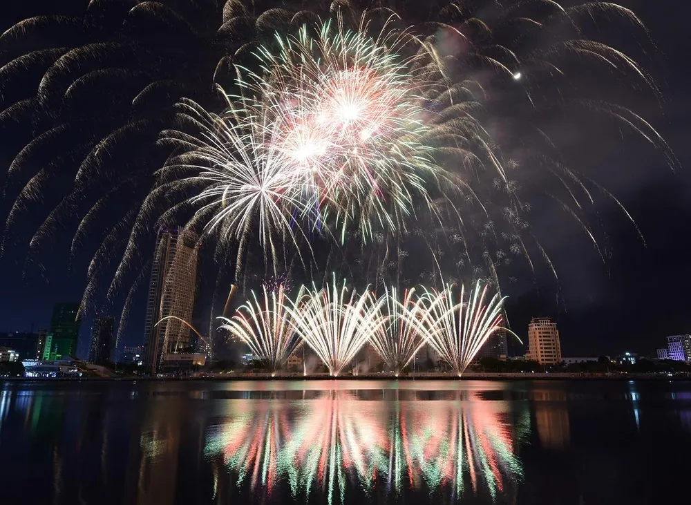 DIFF 2019: Brazil và Bỉ “kể chuyện” bằng vũ điệu ánh sáng ảnh 4