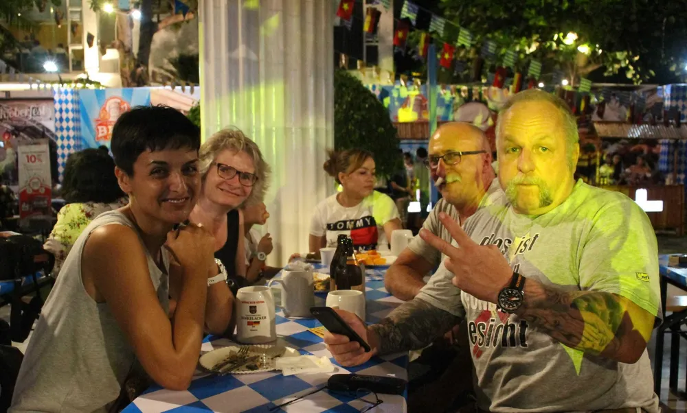 2.000 người tham gia lễ hội bia Đức tại Đà Nẵng ảnh 2