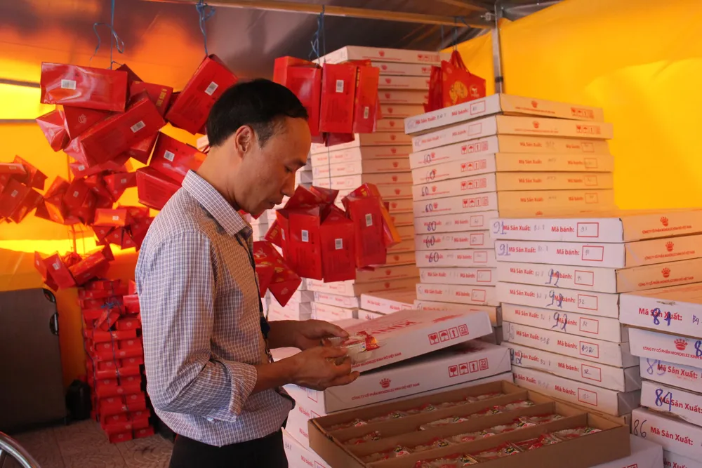 Ý thức tiêu dùng, khâu kiểm duyệt quan trọng trong đảm bảo ATTP mùa Trung Thu ảnh 3