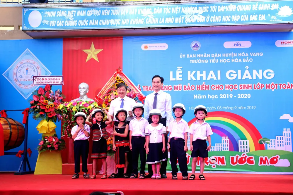 Lễ khai trường gói gọn chưa đầy 45 phút ở Đà Nẵng ảnh 3