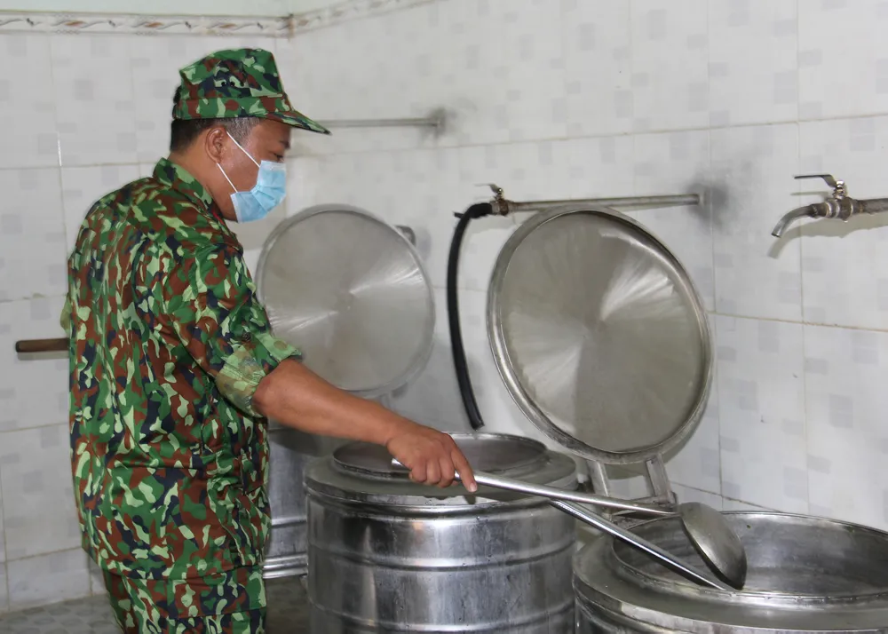 Cận cảnh nơi cách ly của 69 người về từ Daegu tại Đà Nẵng ảnh 9