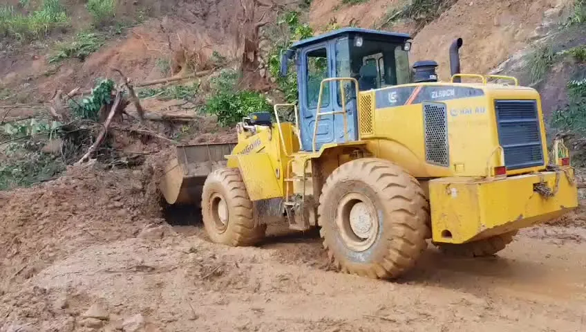 Thảm họa sạt lở vùi lấp người ở Trà Leng, Trà Vân: Tìm được 14 thi thể, 14 người chưa tìm được ảnh 35