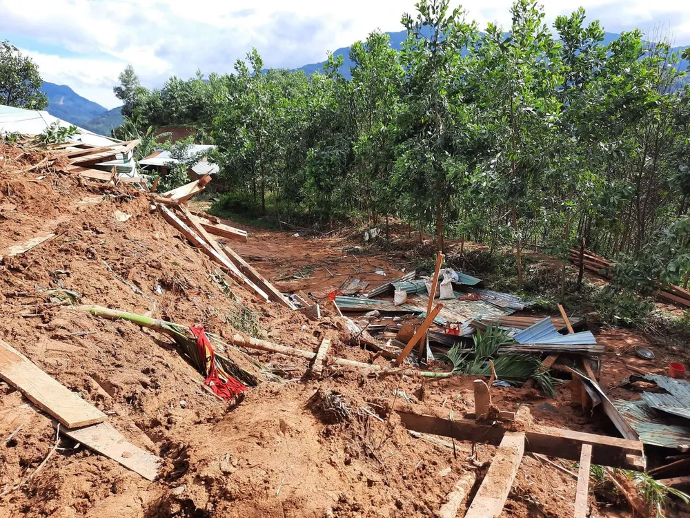 Thảm họa sạt lở vùi lấp người ở Trà Leng, Trà Vân: Tìm được 14 thi thể, 14 người chưa tìm được ảnh 12