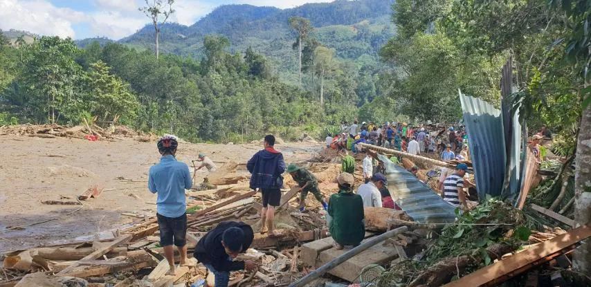 Thảm họa sạt lở vùi lấp người ở Trà Leng, Trà Vân: Tìm được 14 thi thể, 14 người chưa tìm được ảnh 11
