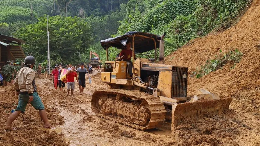 Thảm họa sạt lở vùi lấp người ở Trà Leng, Trà Vân: Tìm được 14 thi thể, 14 người chưa tìm được ảnh 19