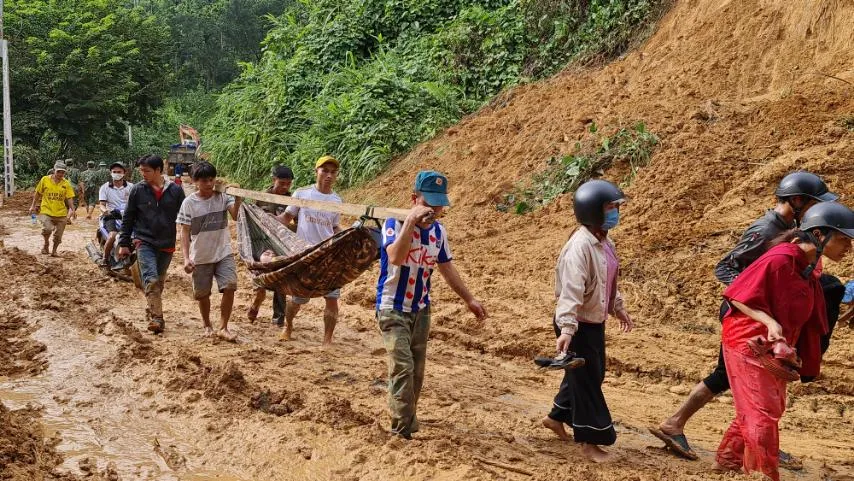 Thảm họa sạt lở vùi lấp người ở Trà Leng, Trà Vân: Tìm được 14 thi thể, 14 người chưa tìm được ảnh 20
