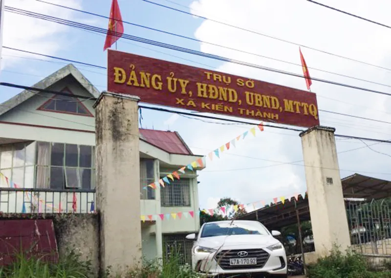 Cách chức chủ tịch xã sử dụng bằng giả ở Đắk Nông  ảnh 1