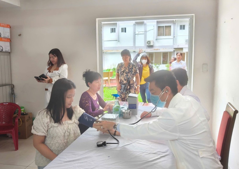 胡志明市加强为劳动者提供免费医疗服务。