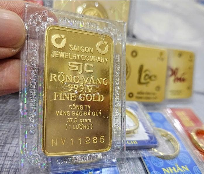 SJC金片价格下跌。