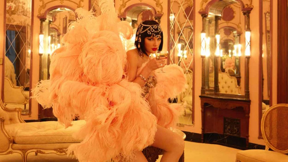 美国流行乐天后泰勒丝10月3日推出自己第12张录音室专辑The Life of a Showgirl。