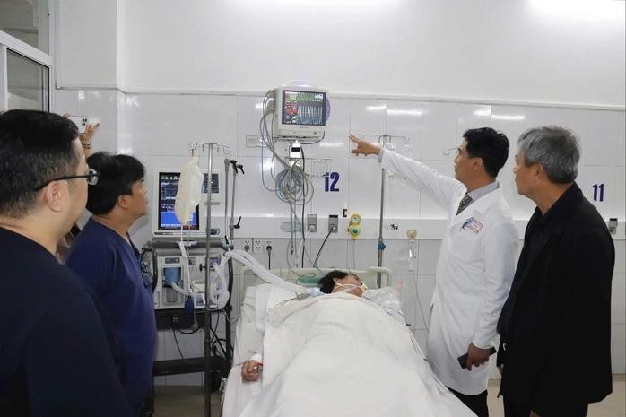 阿L.夫妇此前在岘港医院接受治疗，随后被转至岘港C医院继续救治。