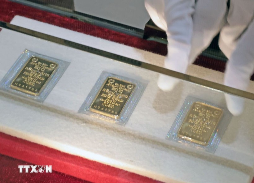 11月3日上午越南国内每两金片卖出价下调30亿元。