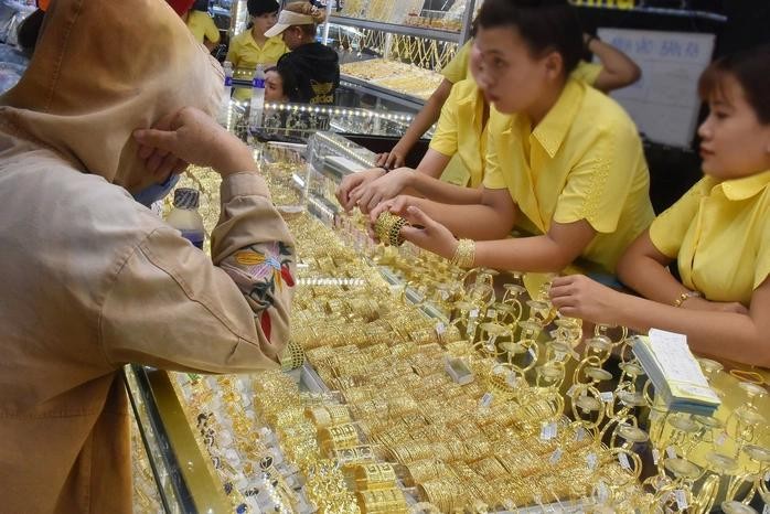 11月5日，金价暴跌（图：晋盛）。