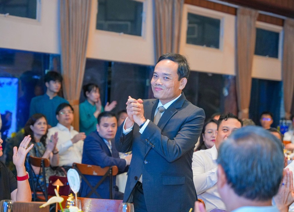 2  image-5832-196.jpg