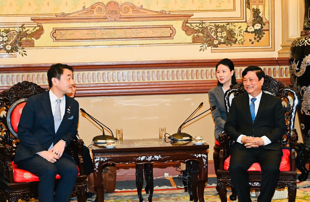 3 z7381250807968-bacf78b75c78dc641ad1717cc0c8787c-9416-1539.jpg