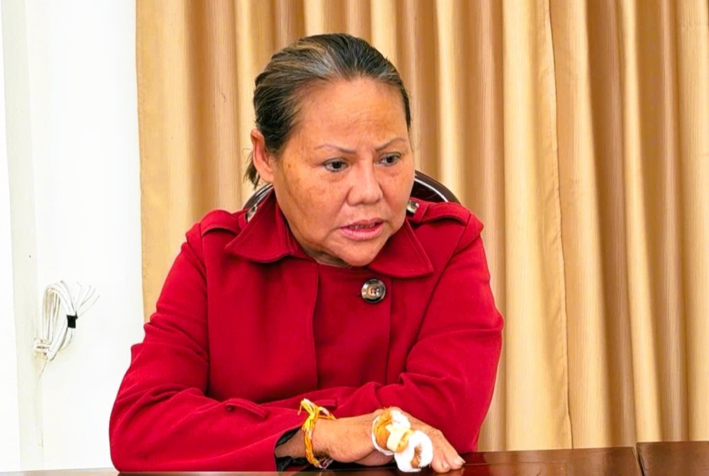 潜逃25年的杀夫嫌犯阮氏贝落网。