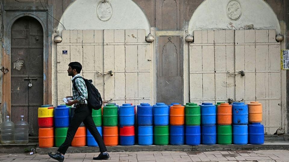 印度中央邦饮用水遭污染致10人丧生200多人送医。