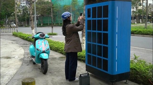 VinFast电动摩托车换电柜模型。