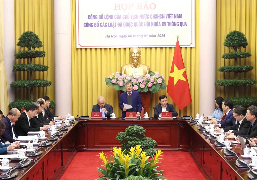 国家主席令发布的新闻发布会。图：越通社