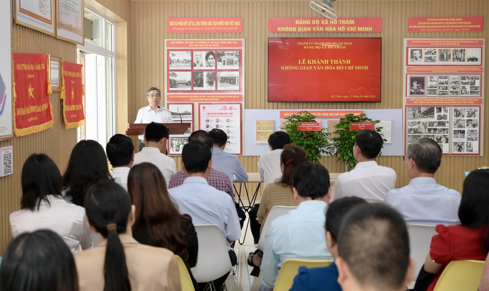 2  24e392aa3c20b37eea31-1363-1815.jpg